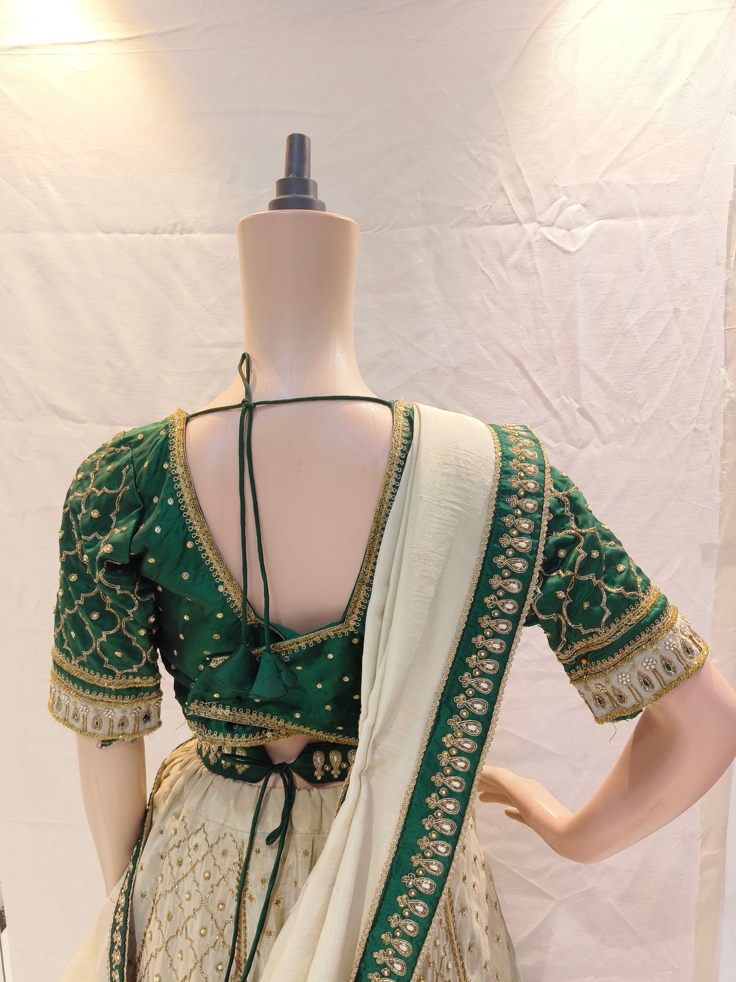 Aangan Apsara Designer Lehenga